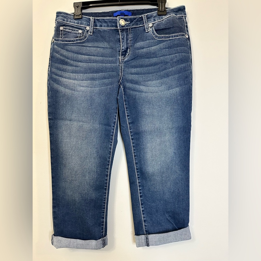 Apt. 9 Rhinestone Flap Pocket Capri Jeans Size 12 Medium Wash Stretch